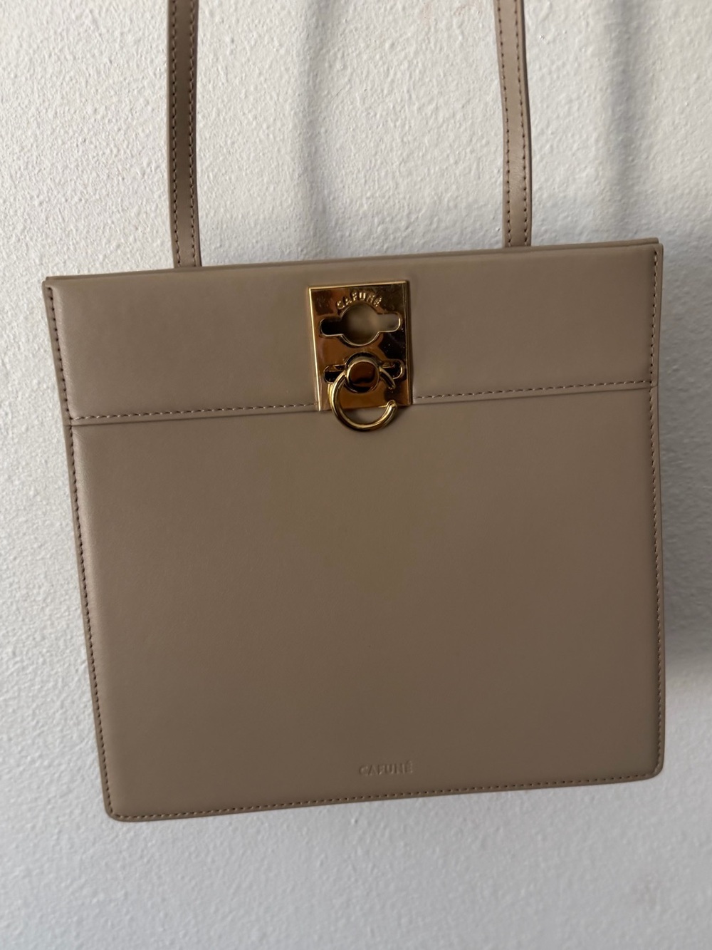 Cafune light taupe Leather Shoulder Bag with Gold Hardware
